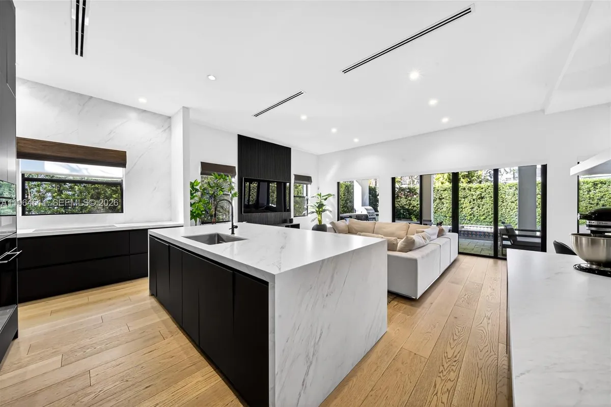 7500 SW 55th Ave, Miami FL 33143