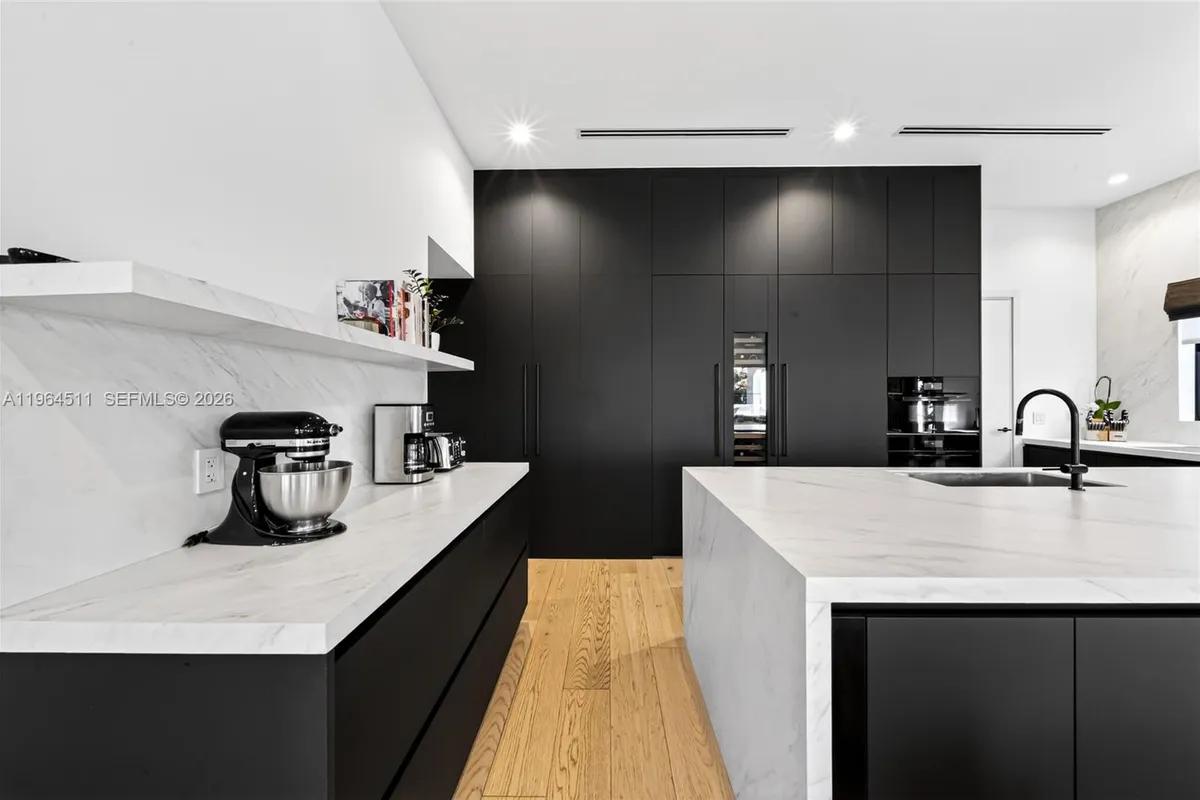 7500 SW 55th Ave, Miami FL 33143