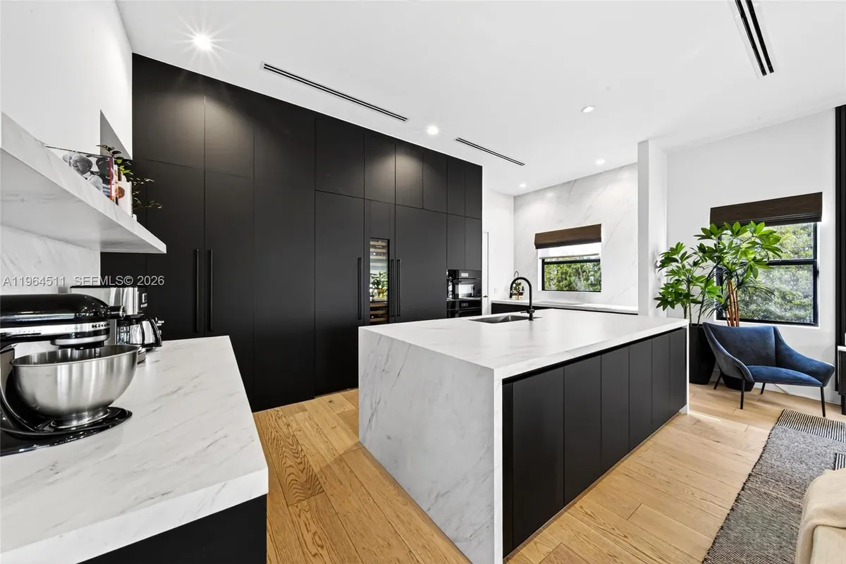 7500 SW 55th Ave, Miami FL 33143