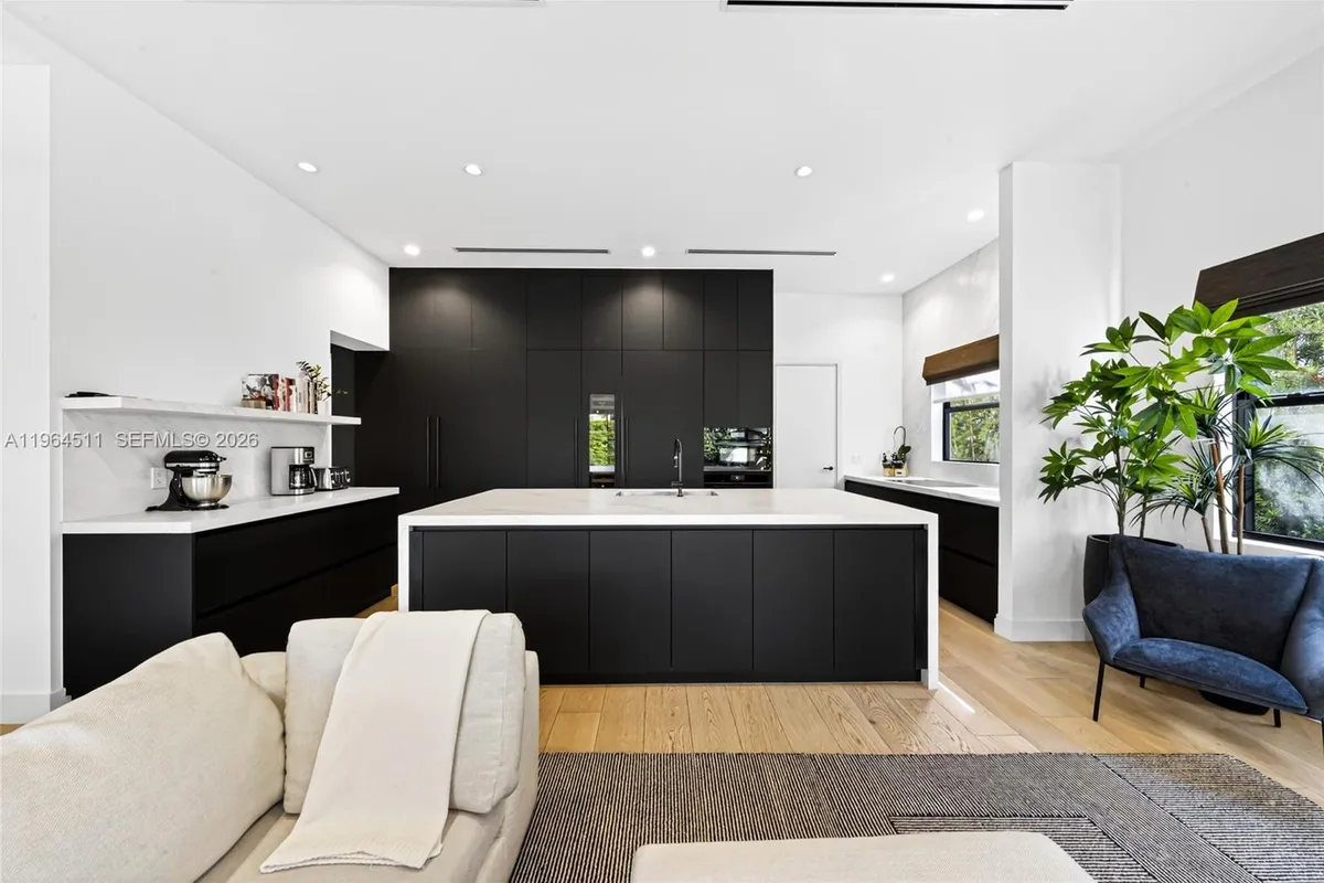 7500 SW 55th Ave, Miami FL 33143