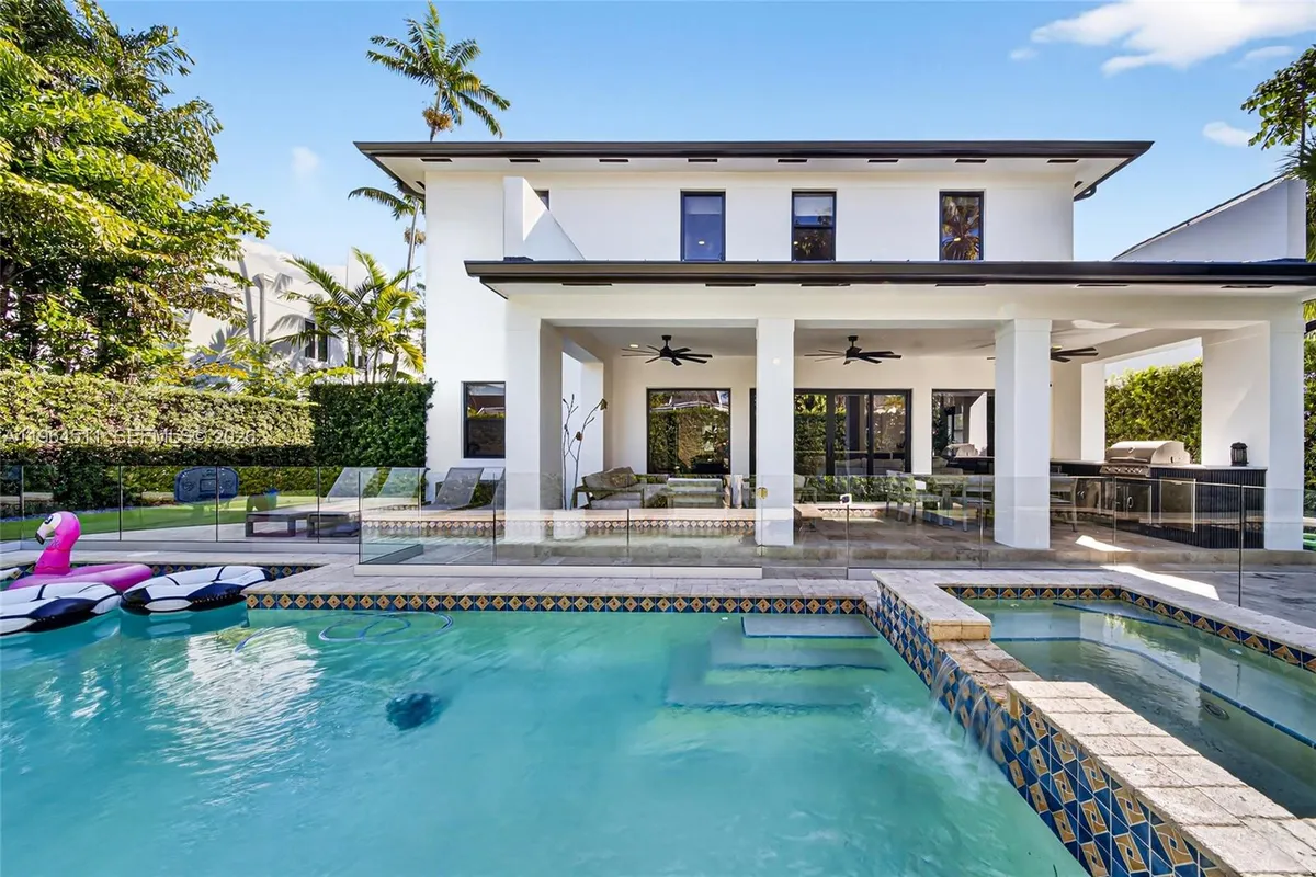 7500 SW 55th Ave, Miami FL 33143