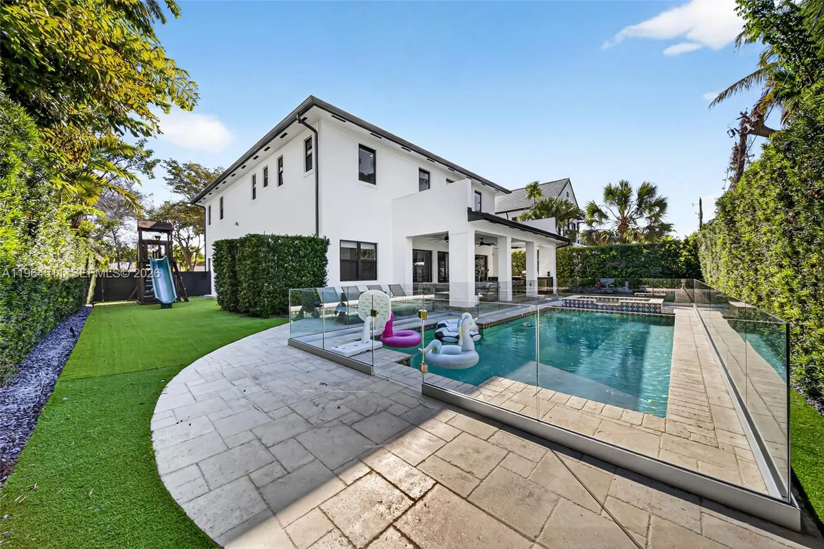 7500 SW 55th Ave, Miami FL 33143