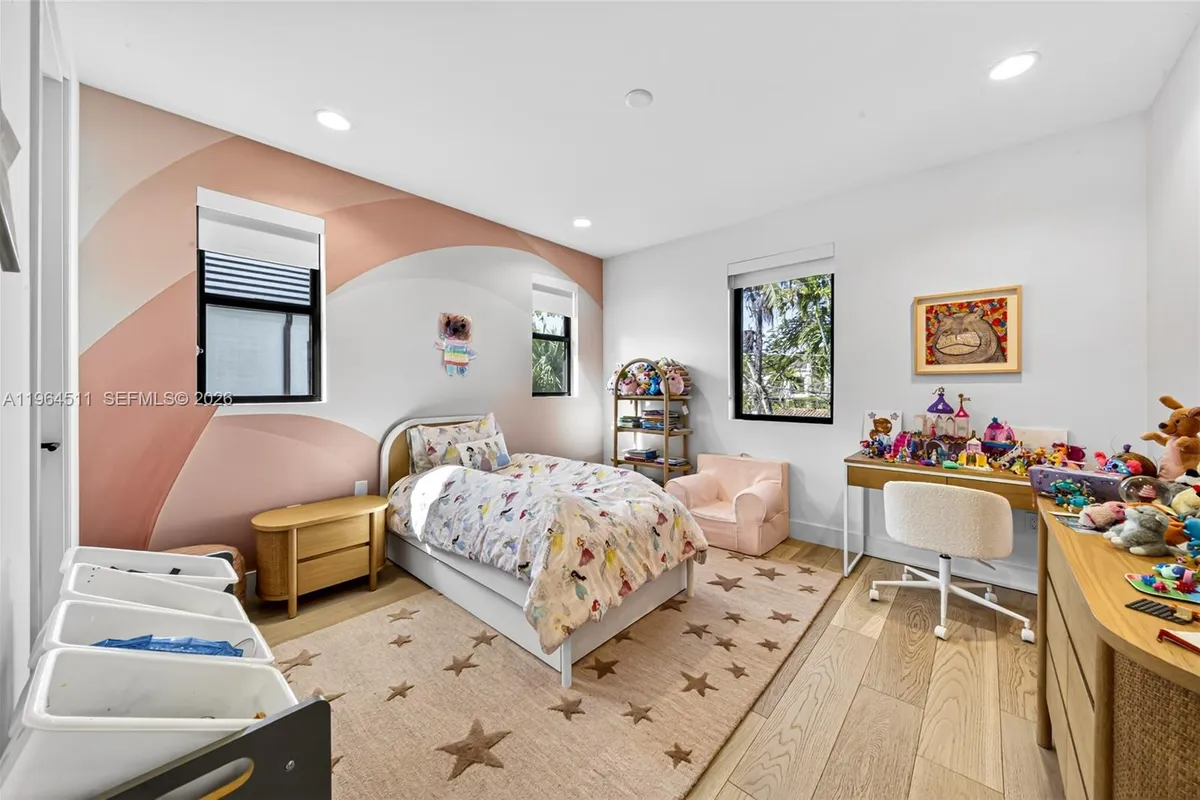 7500 SW 55th Ave, Miami FL 33143