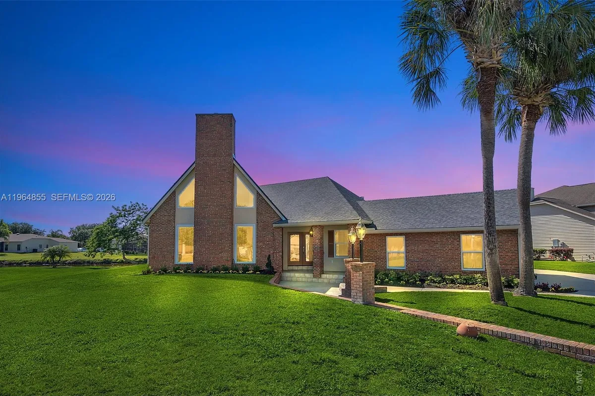 1785 Lisa Ln, Kissimmee FL 34744