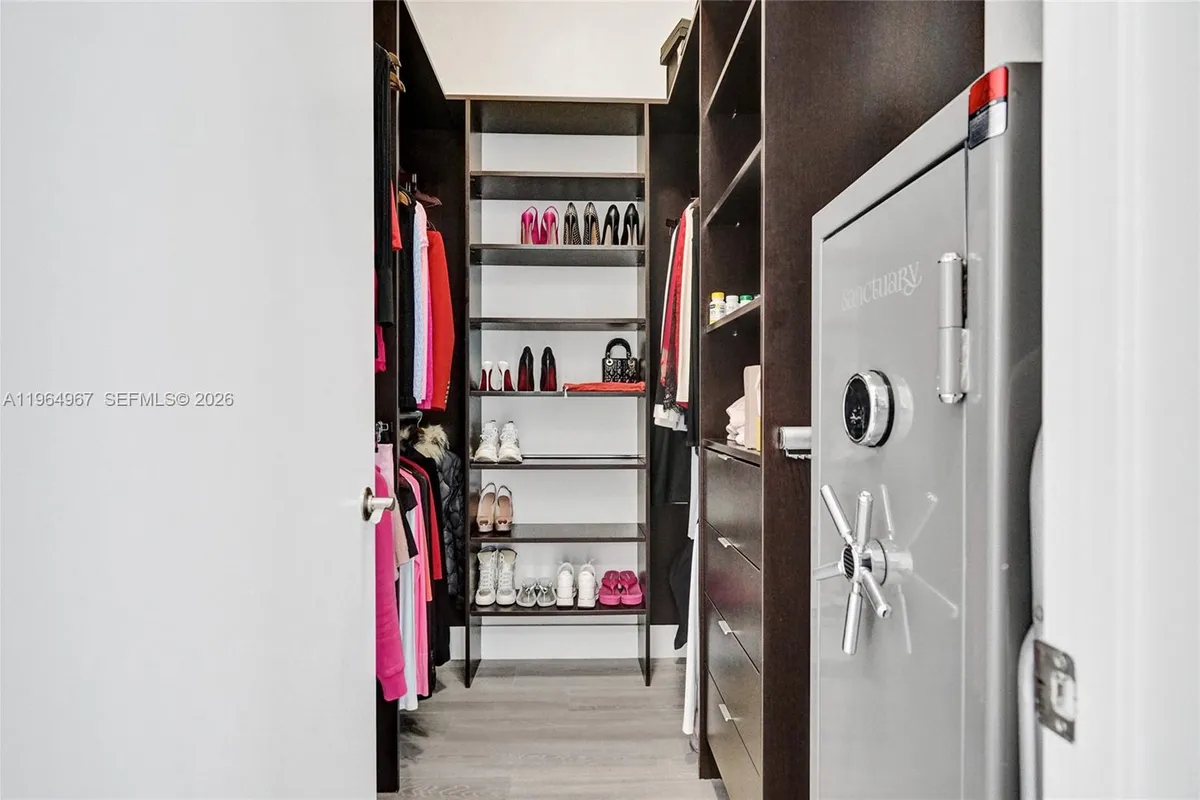 15901 Collins Ave # 4301, Sunny Isles Beach FL 33160