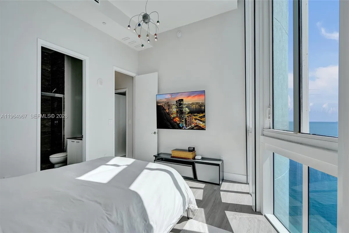 15901 Collins Ave # 4301, Sunny Isles Beach FL 33160