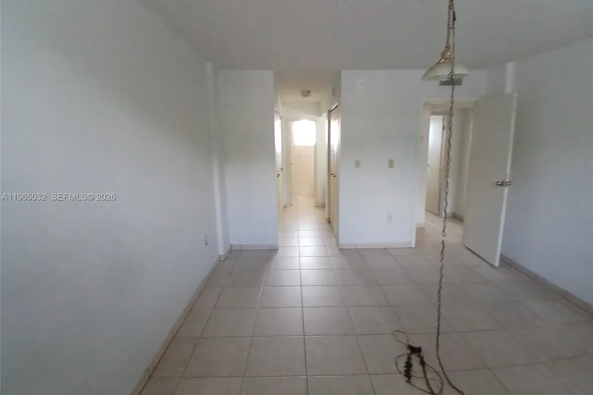14180 SW 84th St # G, Miami FL 33183
