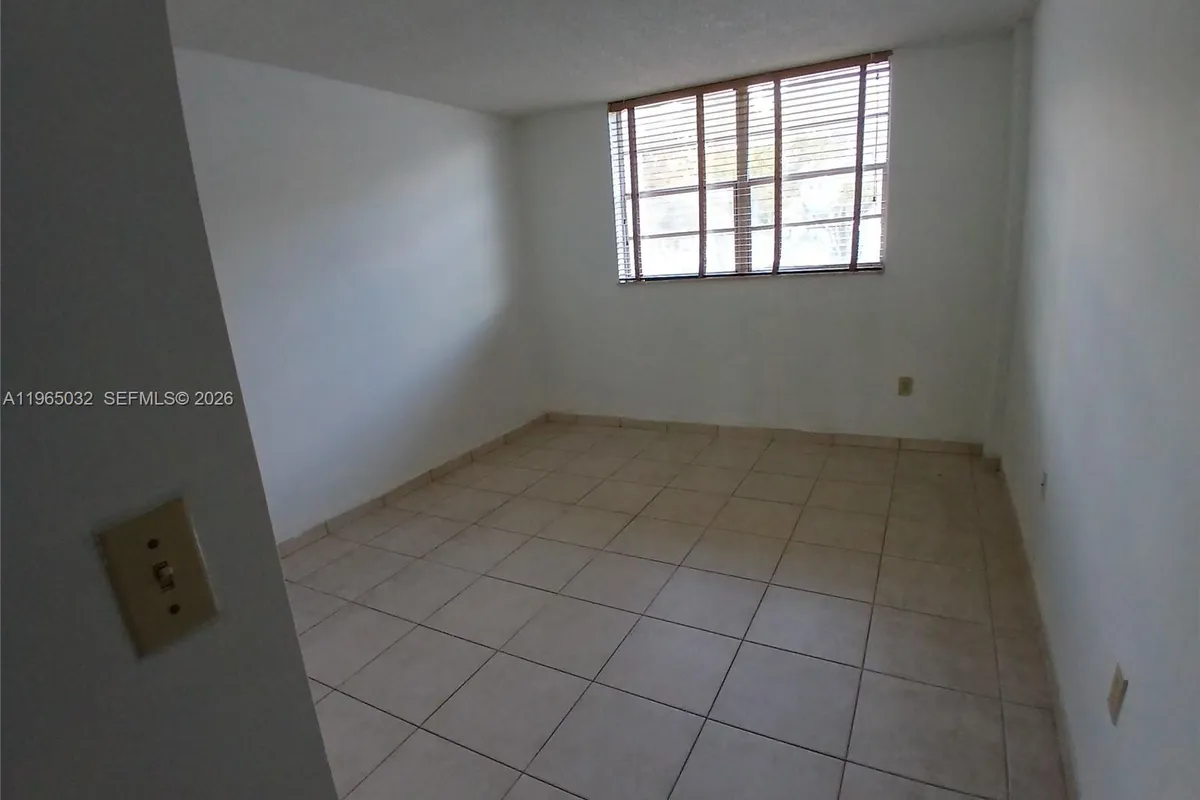 14180 SW 84th St # G, Miami FL 33183