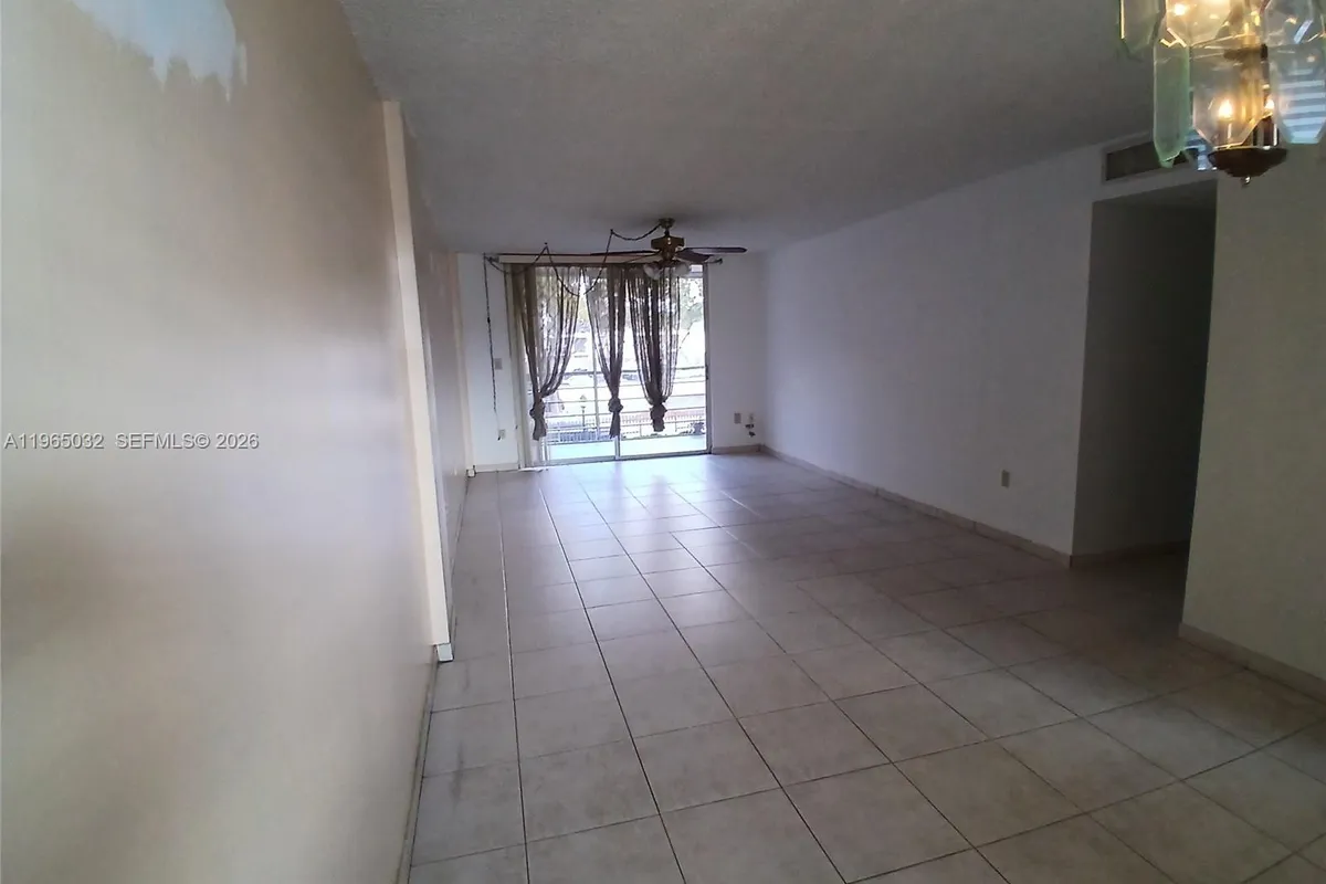 14180 SW 84th St # G, Miami FL 33183