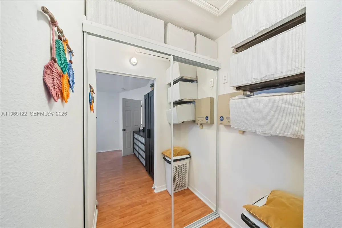 10095 NW 127th St, Hialeah Gardens FL 33018