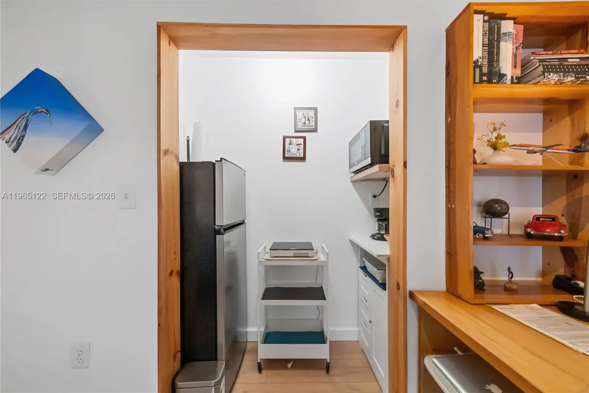 10095 NW 127th St, Hialeah Gardens FL 33018