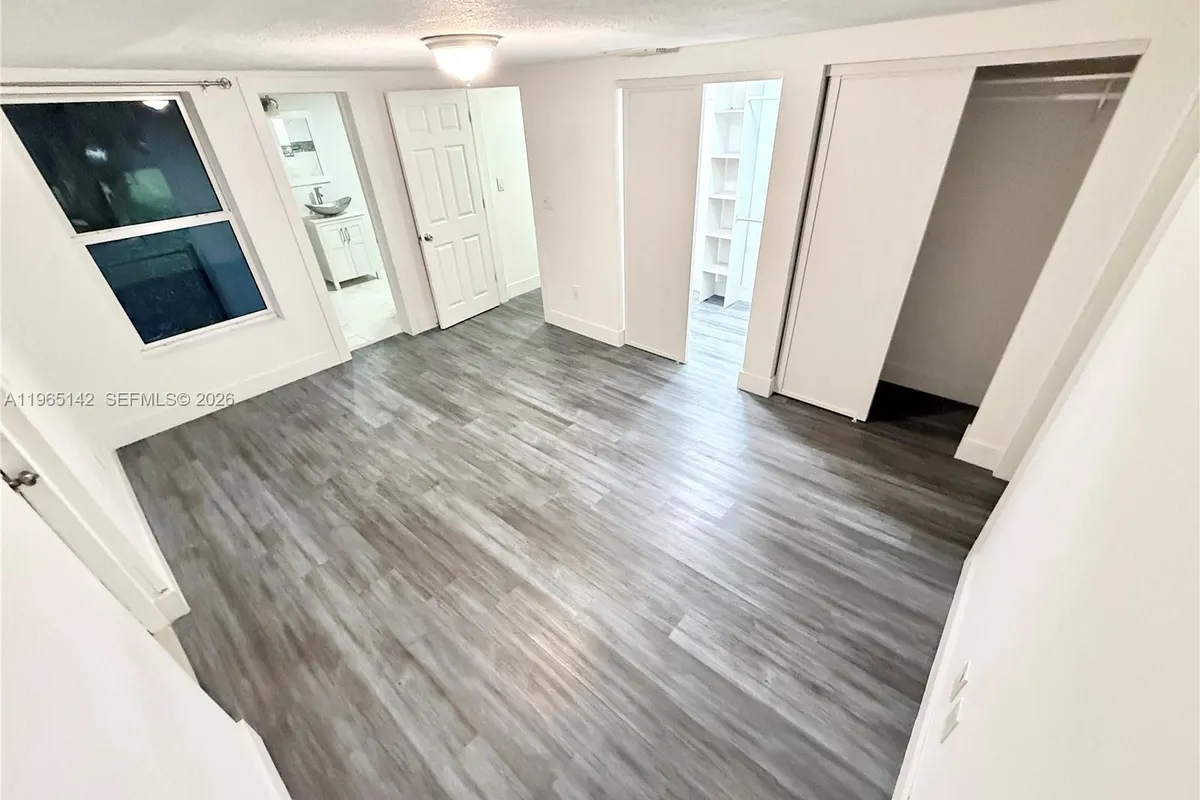 1621 SW 117th Ave, Davie FL 33325