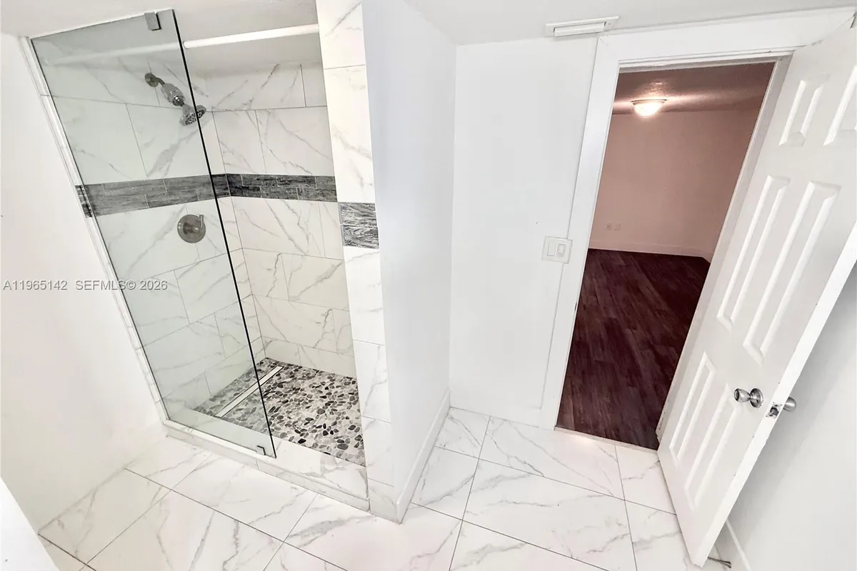 1621 SW 117th Ave, Davie FL 33325