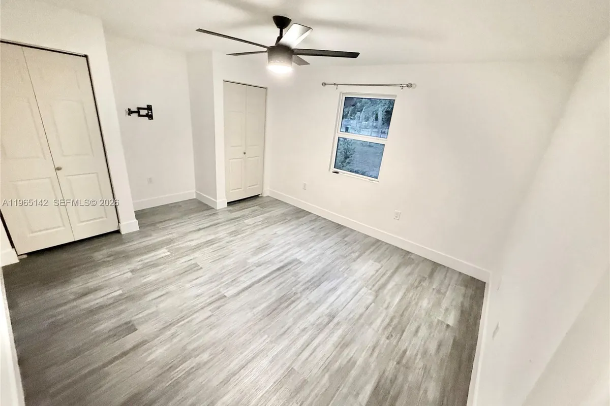 1621 SW 117th Ave, Davie FL 33325