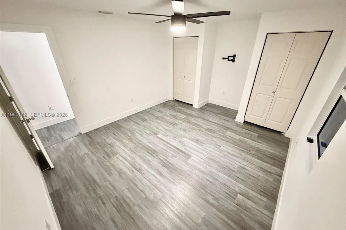 1621 SW 117th Ave, Davie FL 33325