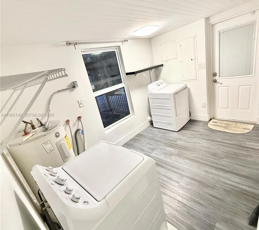 1621 SW 117th Ave, Davie FL 33325