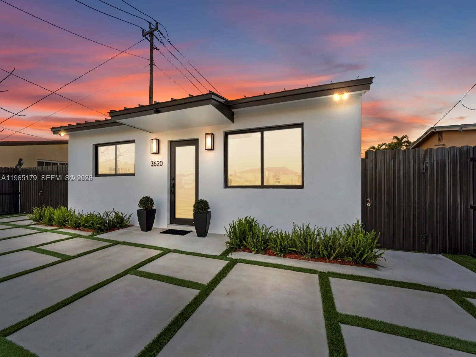 3620 SW 92nd Ave, Miami FL 33165