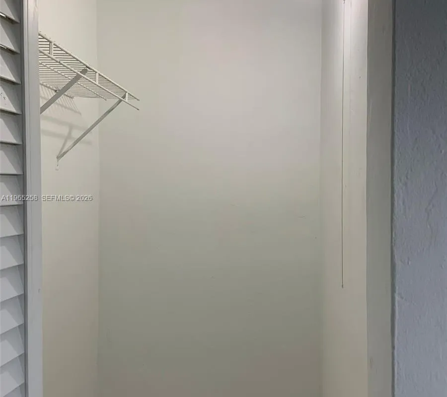 6330 SW 79th St # 23, South Miami FL 33143