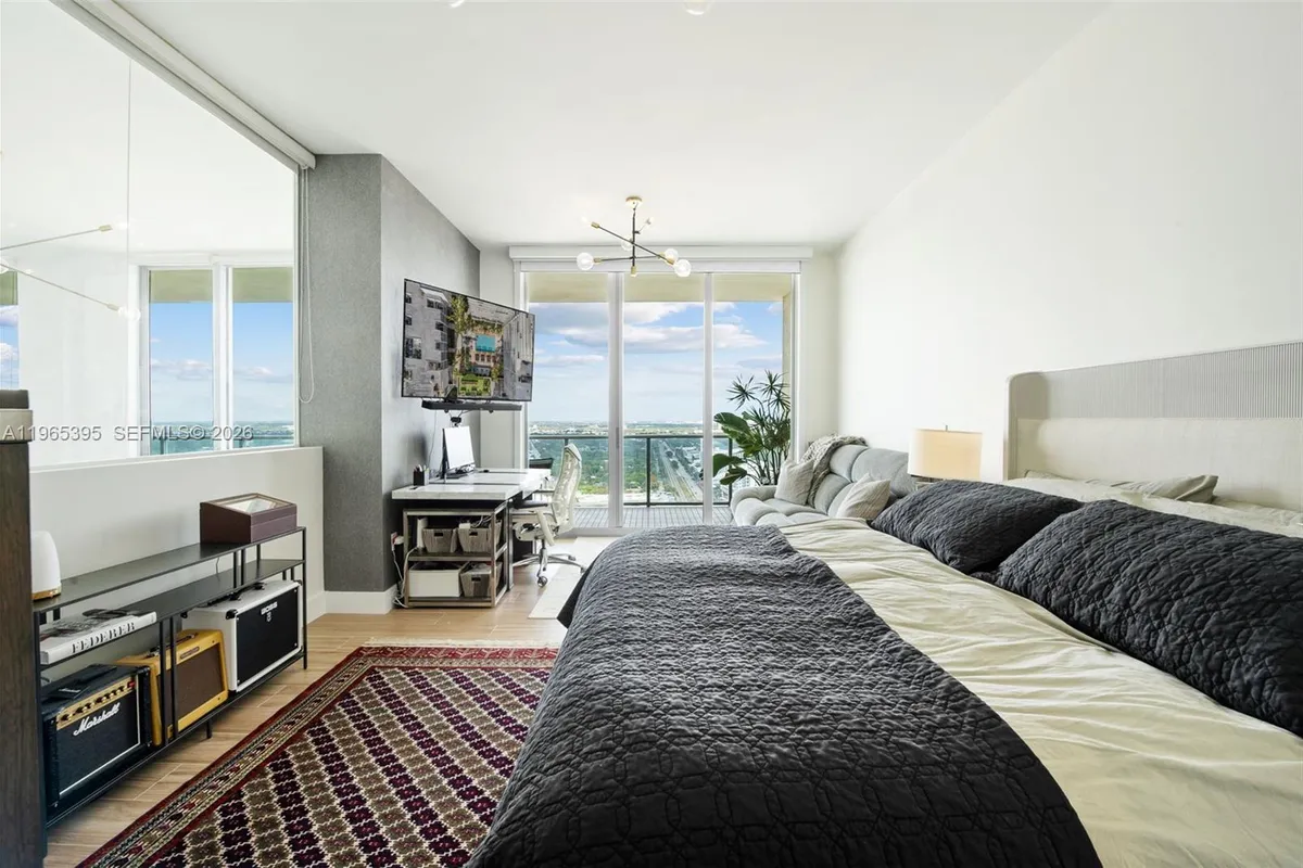 3470 E Coast Ave, Miami FL 33137