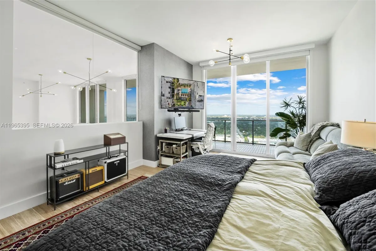 3470 E Coast Ave, Miami FL 33137