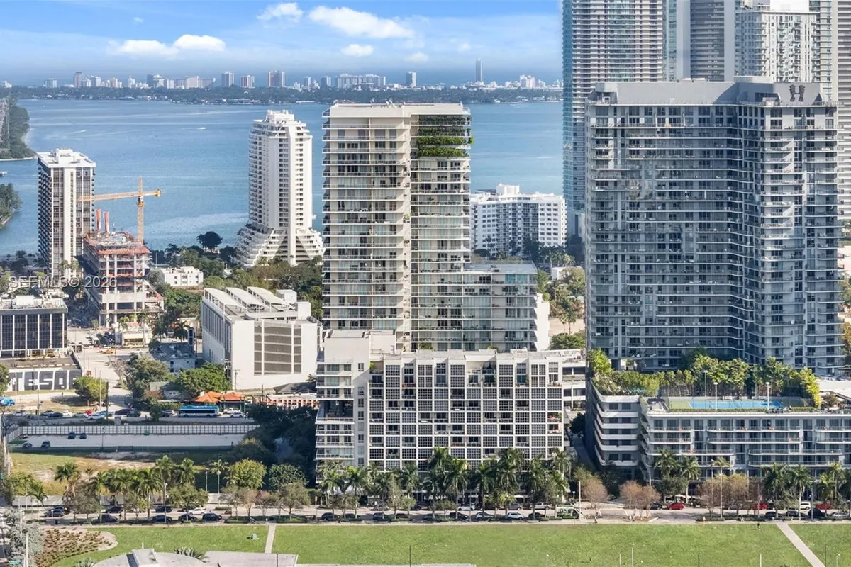 3470 E Coast Ave, Miami FL 33137