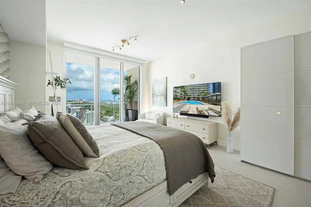 3470 E Coast Ave, Miami FL 33137