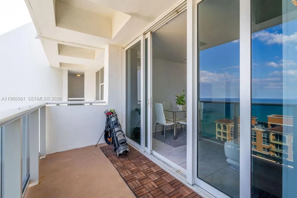 3140 S Ocean Dr, Hallandale Beach FL 33009