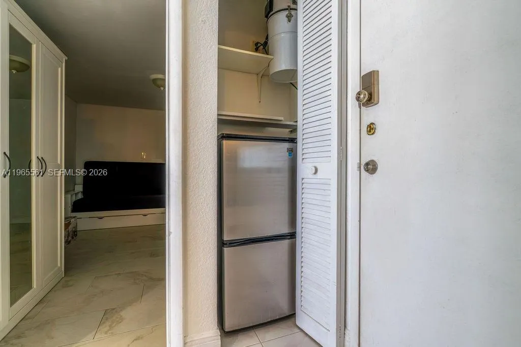 3140 S Ocean Dr, Hallandale Beach FL 33009