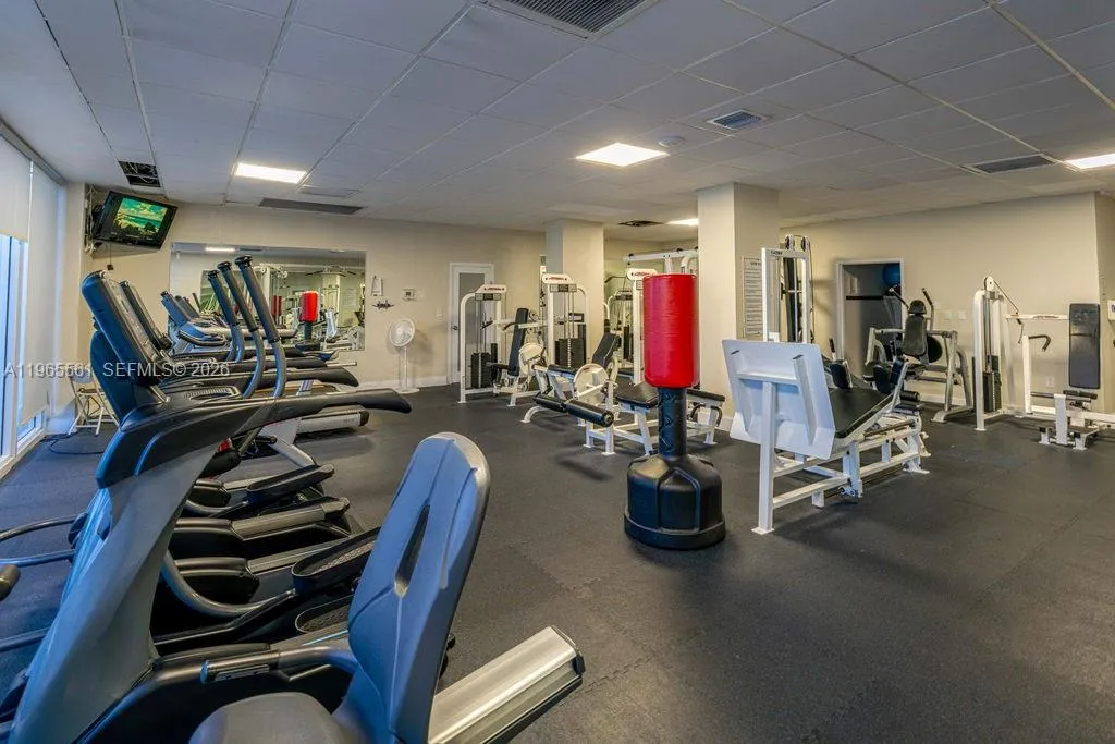 3140 S Ocean Dr, Hallandale Beach FL 33009