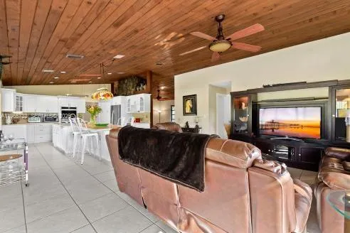 3761 Dellwood Blvd., Loxahatchee FL 33470