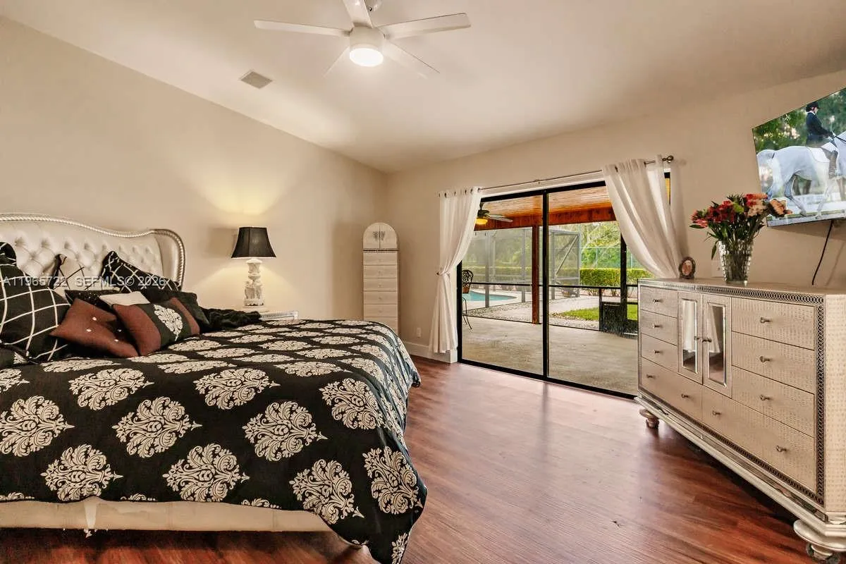 3761 Dellwood Blvd., Loxahatchee FL 33470