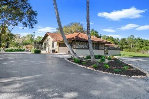 3761 Dellwood Blvd., Loxahatchee FL 33470