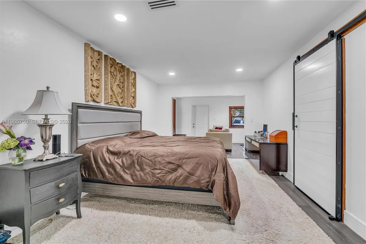 14840 SW 21st St, Davie FL 33326