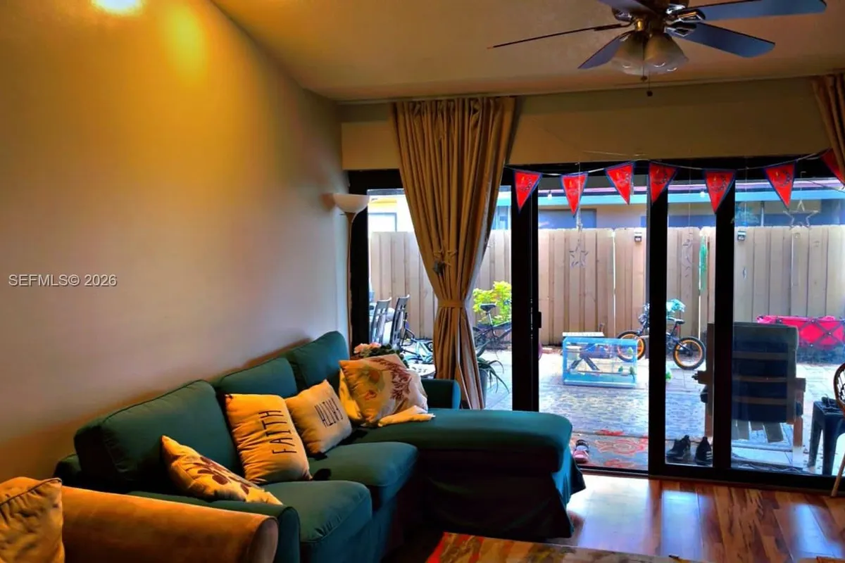 7509 SW 26th Ct # 5, Davie FL 33314