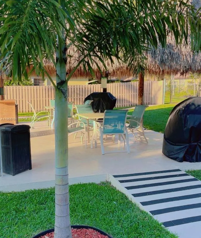 7509 SW 26th Ct # 5, Davie FL 33314