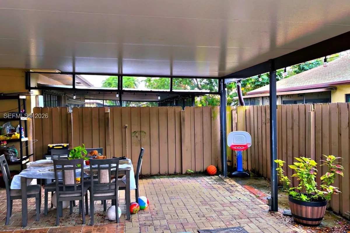 7509 SW 26th Ct # 5, Davie FL 33314