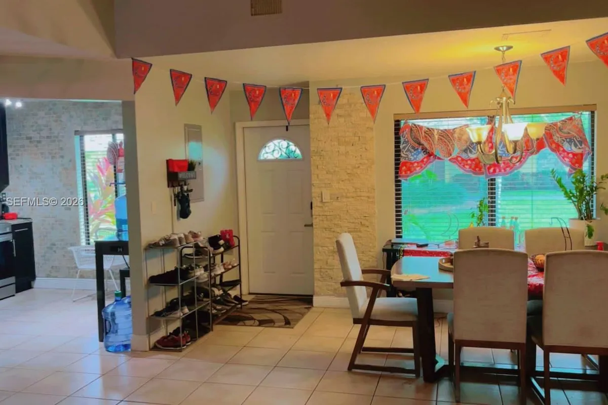 7509 SW 26th Ct # 5, Davie FL 33314