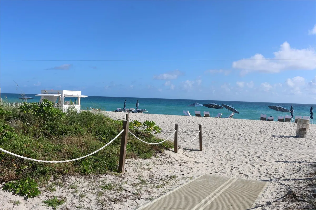 52 Camden Dr, Bal Harbour FL 33154