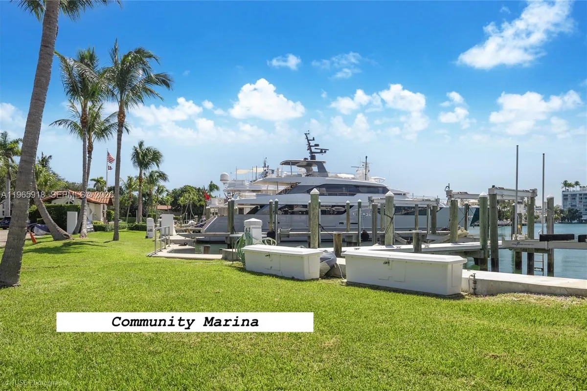 52 Camden Dr, Bal Harbour FL 33154