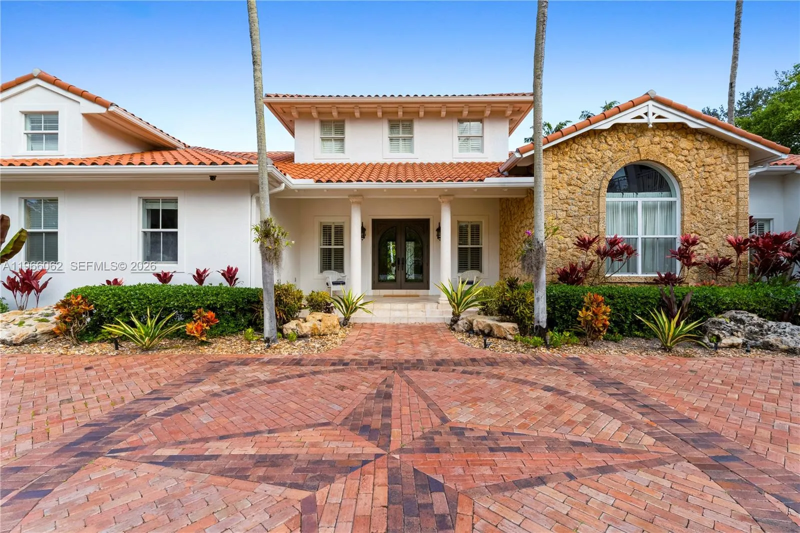 6235 Rolling Road Dr, Pinecrest FL 33156