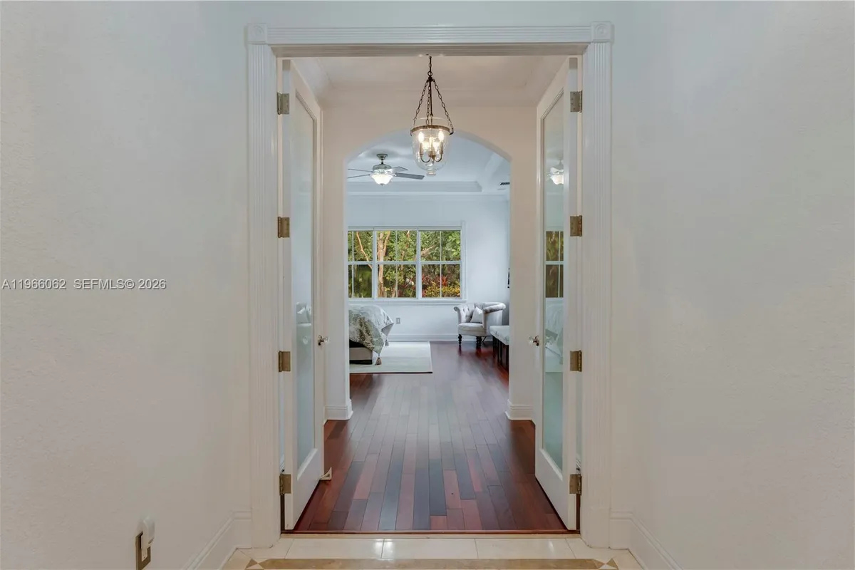 6235 Rolling Road Dr, Pinecrest FL 33156