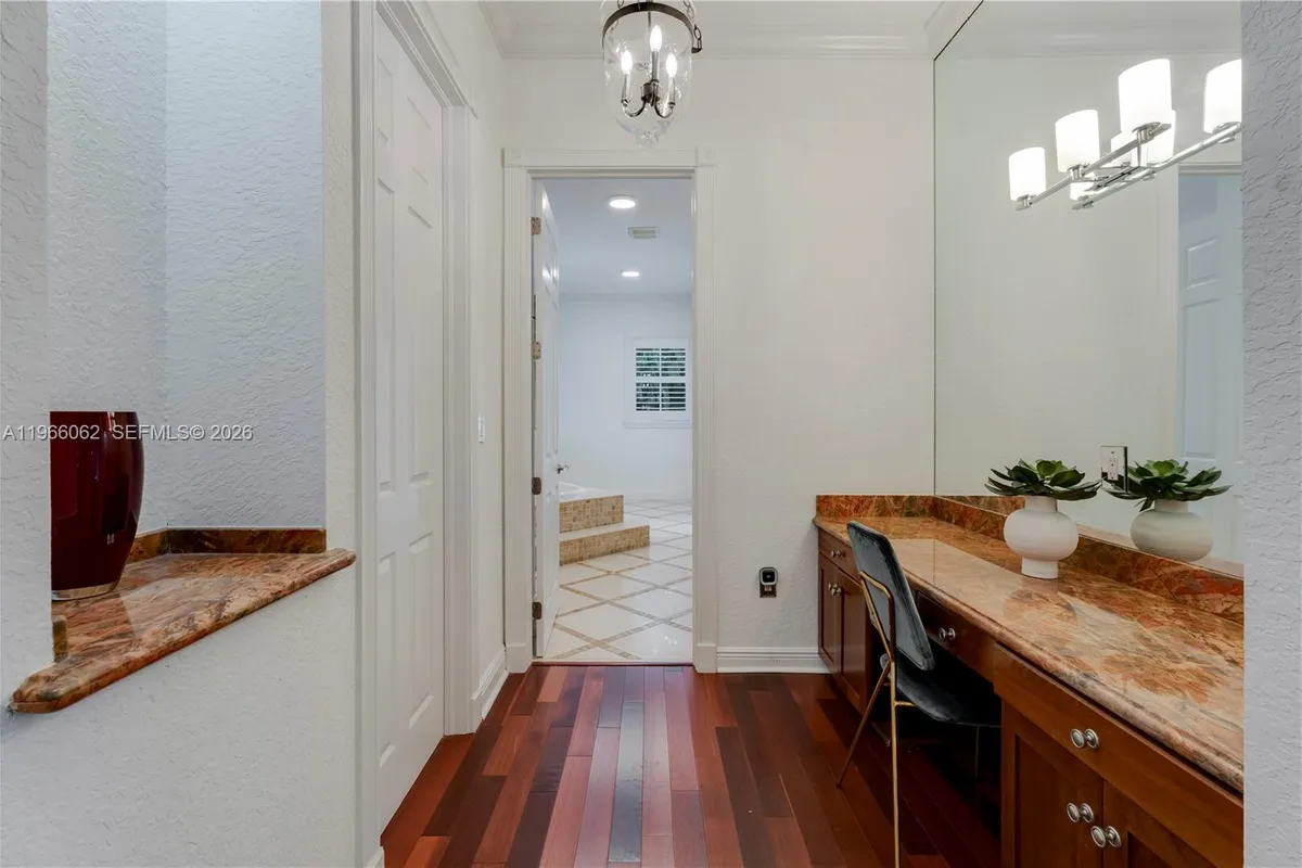 6235 Rolling Road Dr, Pinecrest FL 33156