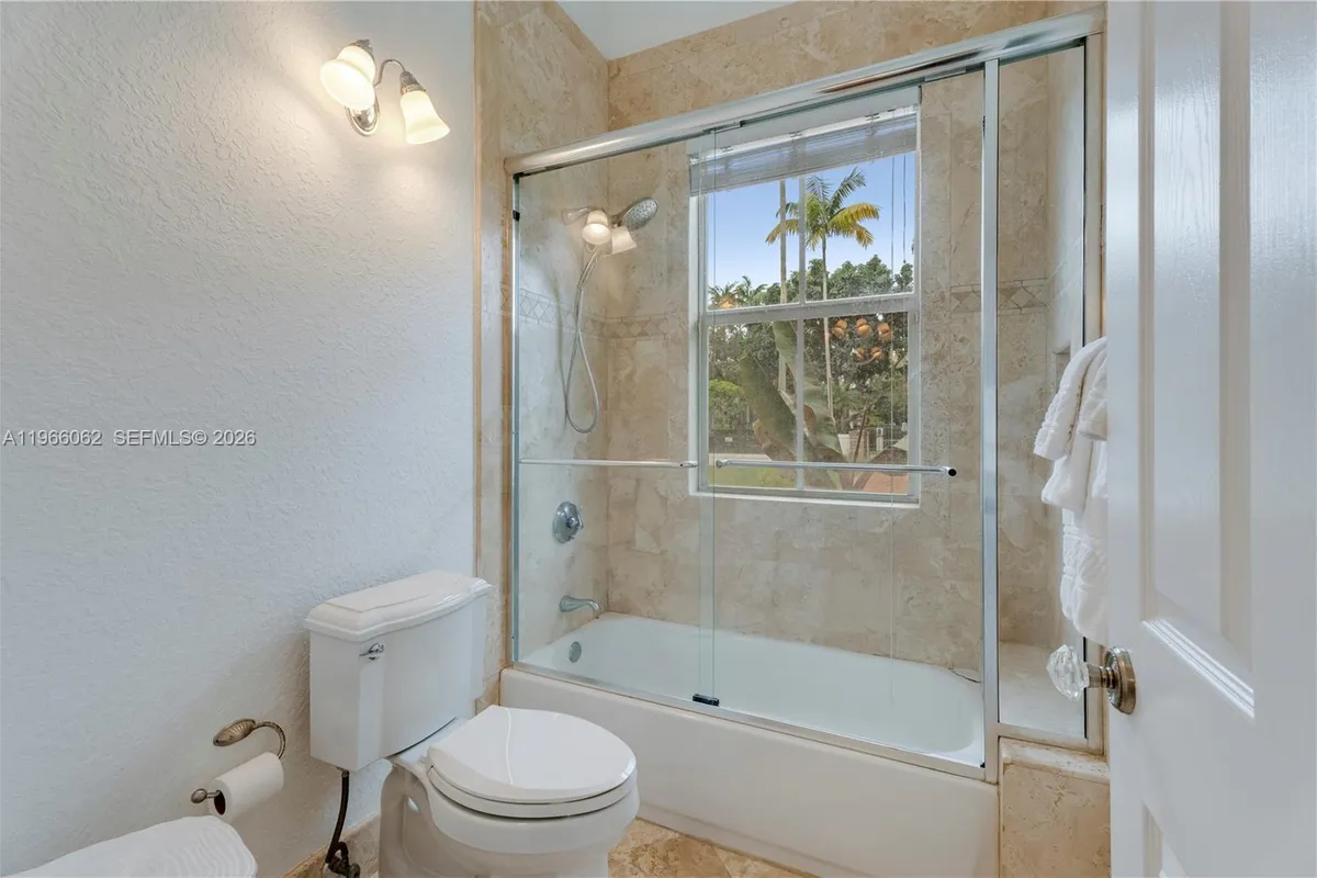 6235 Rolling Road Dr, Pinecrest FL 33156