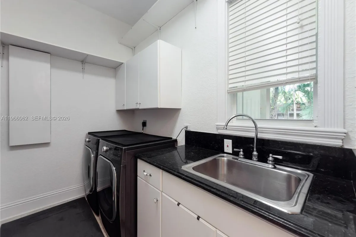 6235 Rolling Road Dr, Pinecrest FL 33156