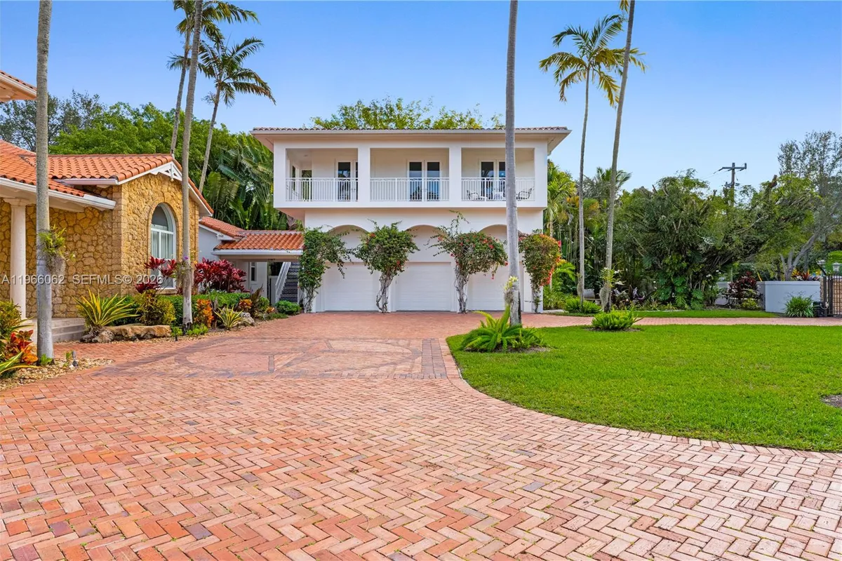 6235 Rolling Road Dr, Pinecrest FL 33156