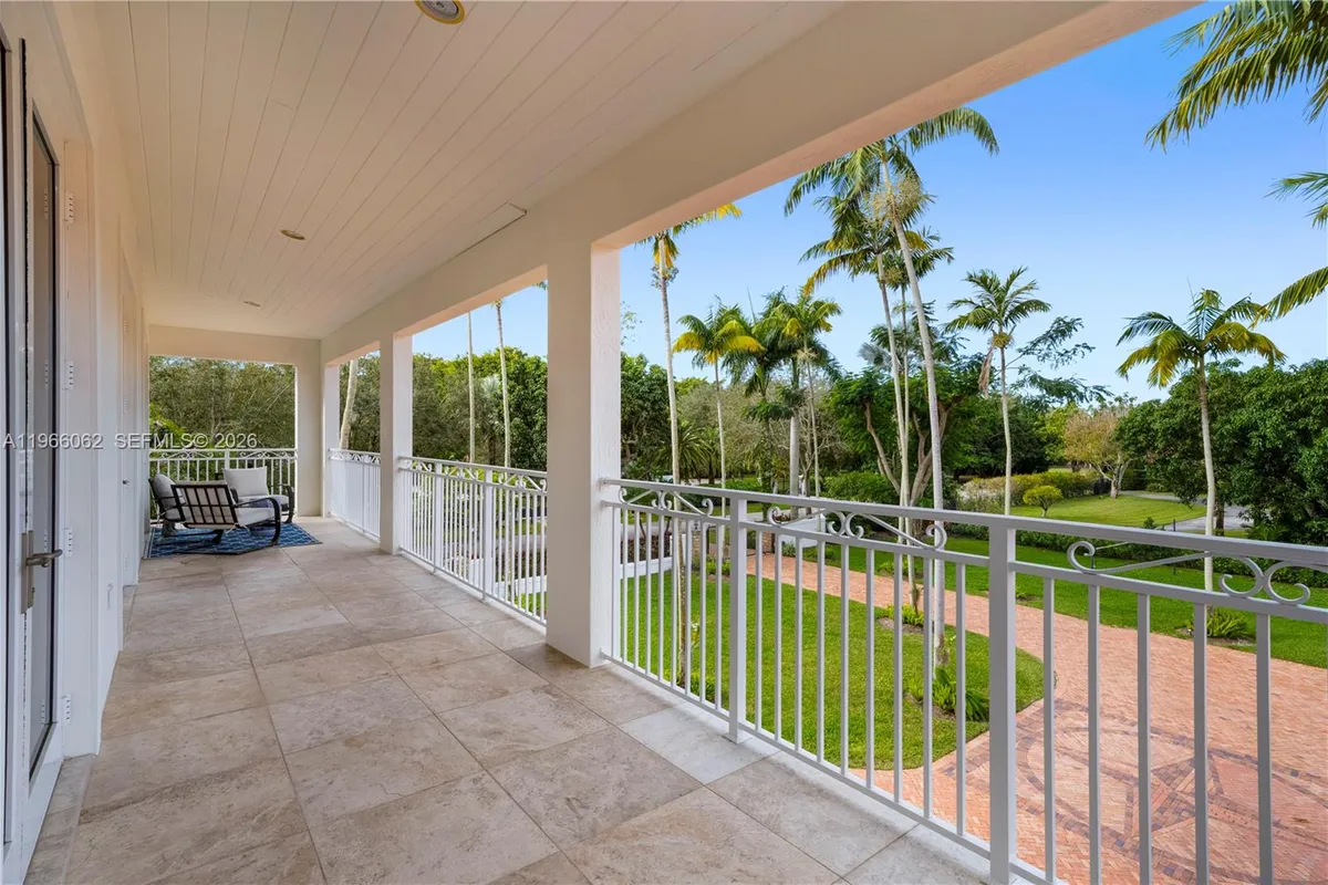 6235 Rolling Road Dr, Pinecrest FL 33156