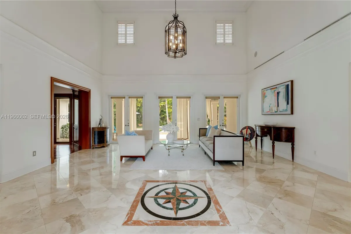 6235 Rolling Road Dr, Pinecrest FL 33156