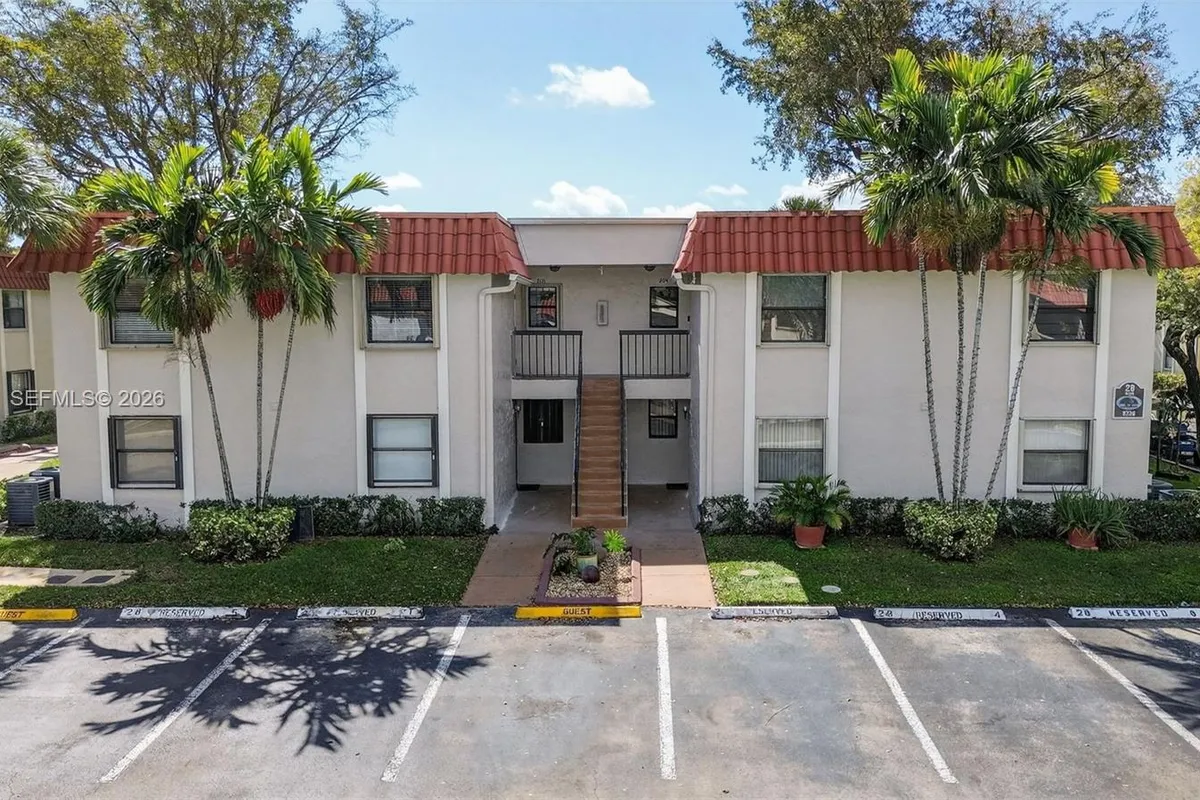 9730 Hammocks Blvd # 28, Miami FL 33196