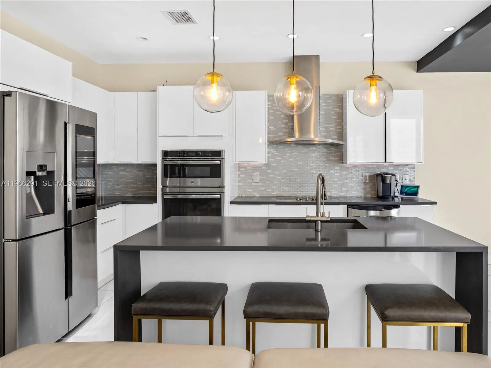 6420 NW 105th Pl, Doral FL 33178