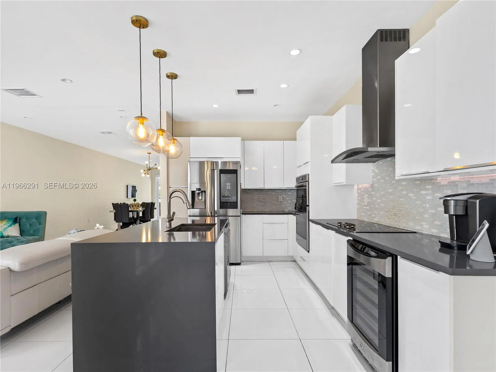 6420 NW 105th Pl, Doral FL 33178